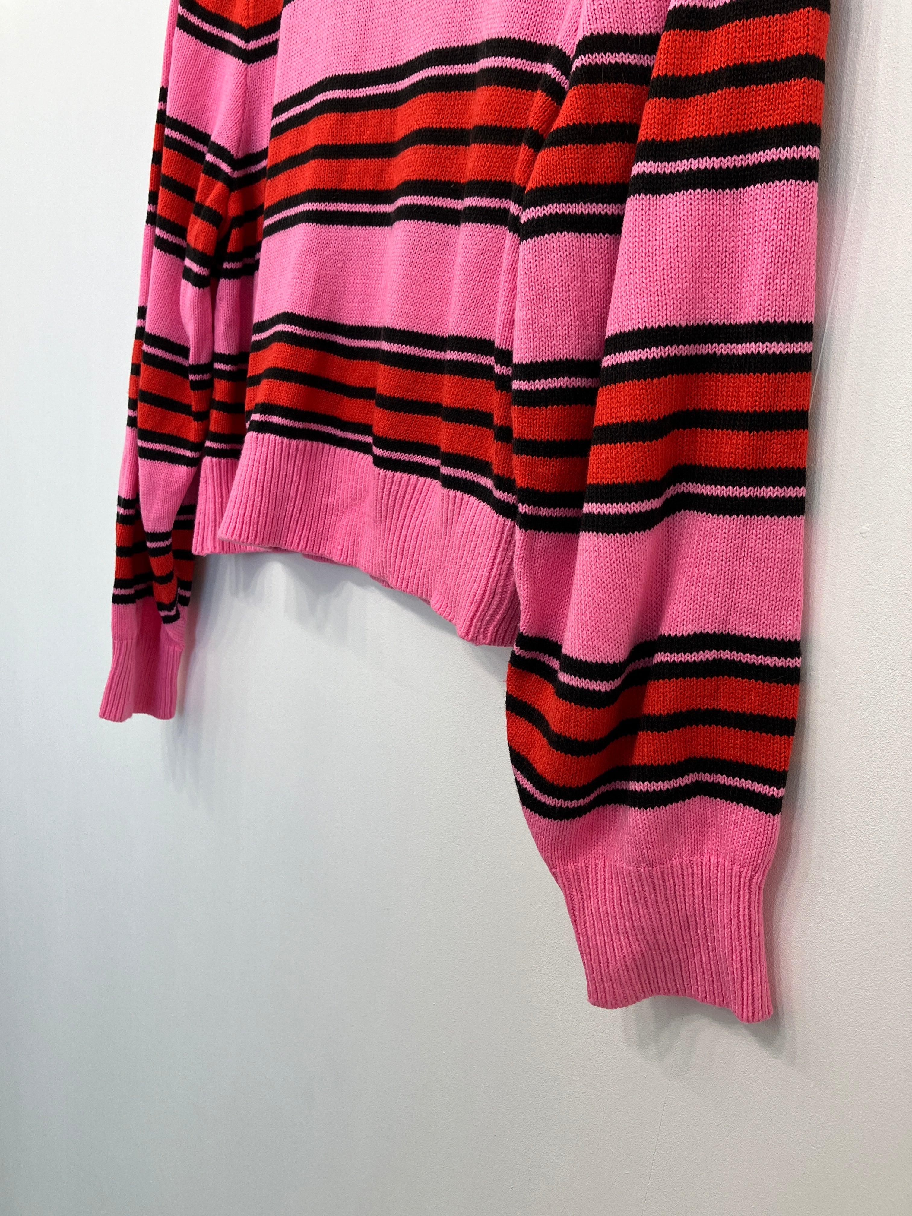 Divided (H&M) Strik